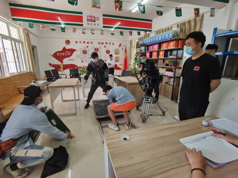 追星女孩心理学分析报告：沈河区广告片拍摄公司揭秘饭圈应援式传播逻辑